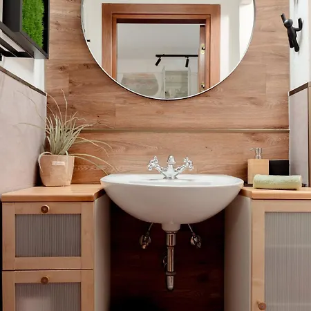 Raffineria Downtown X 2 Triest